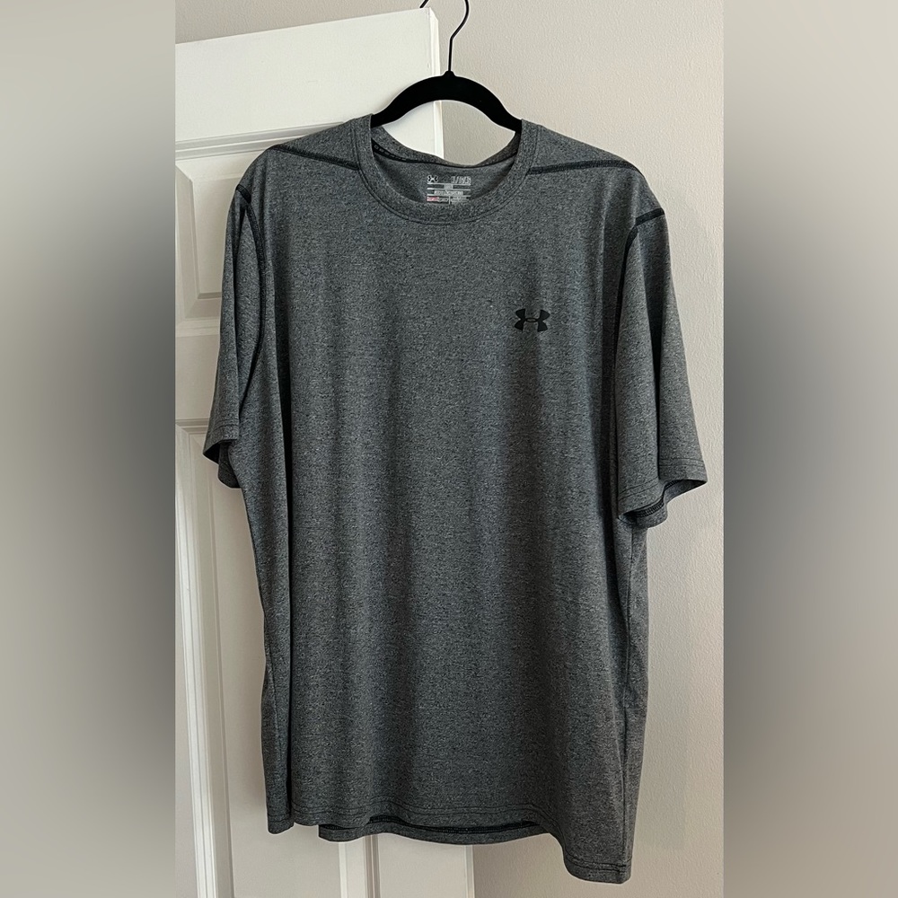 Mens Under Armour Heat Gear T Shirt